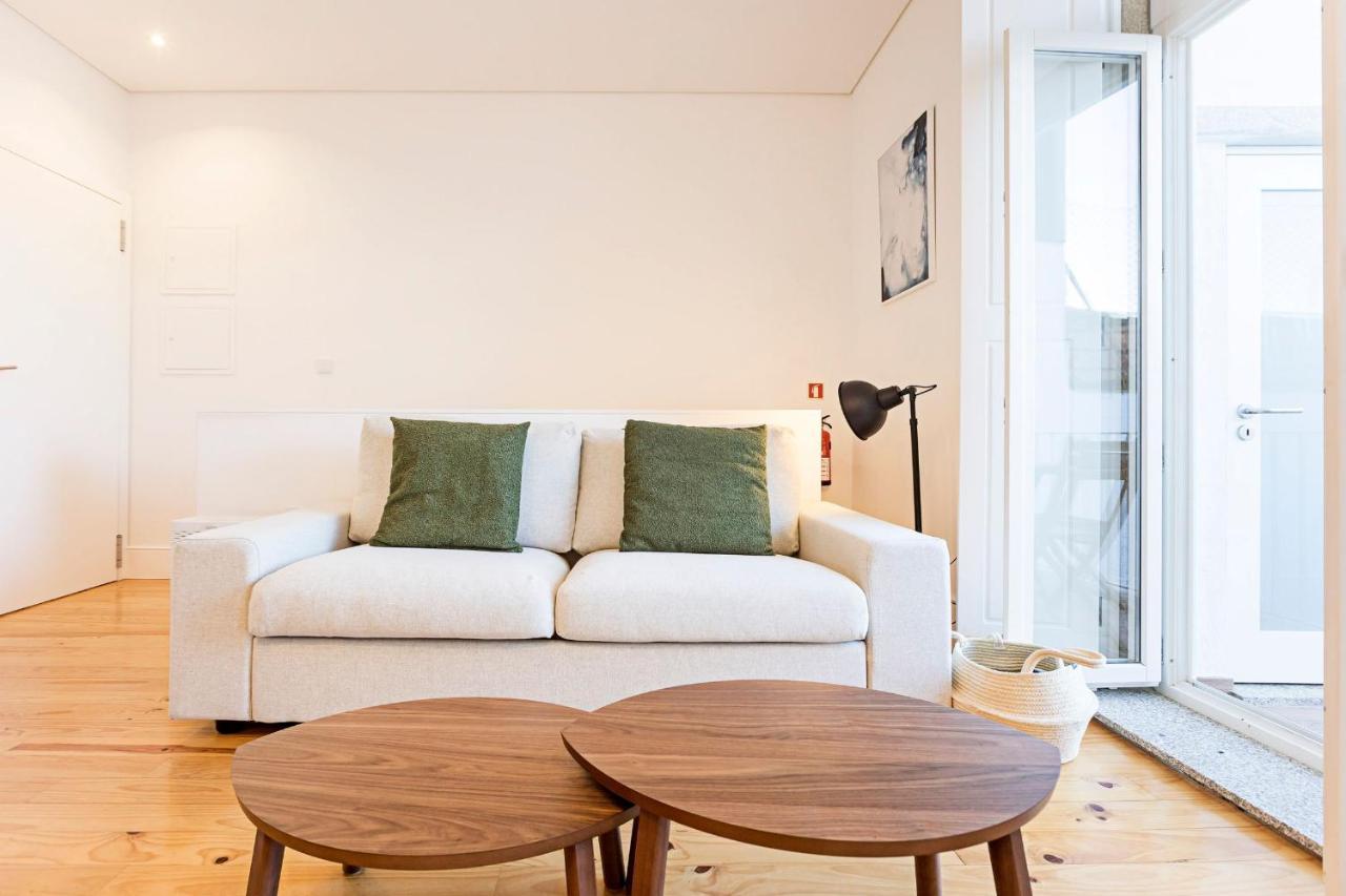 Wonderful Duplex W Private Patio & Ac By Lovelystay Porto Exterior photo